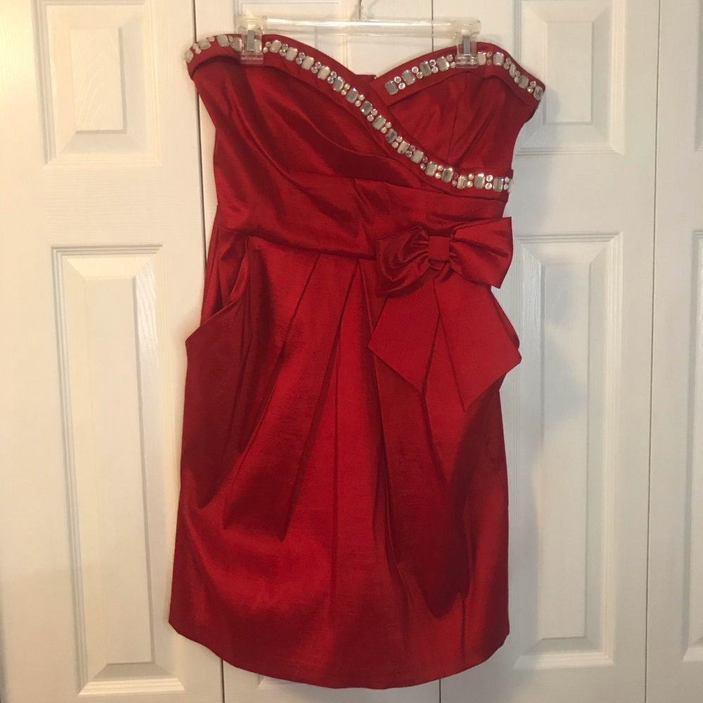 Strapless Sweetheart Red Cocktail Dress w/ pockets